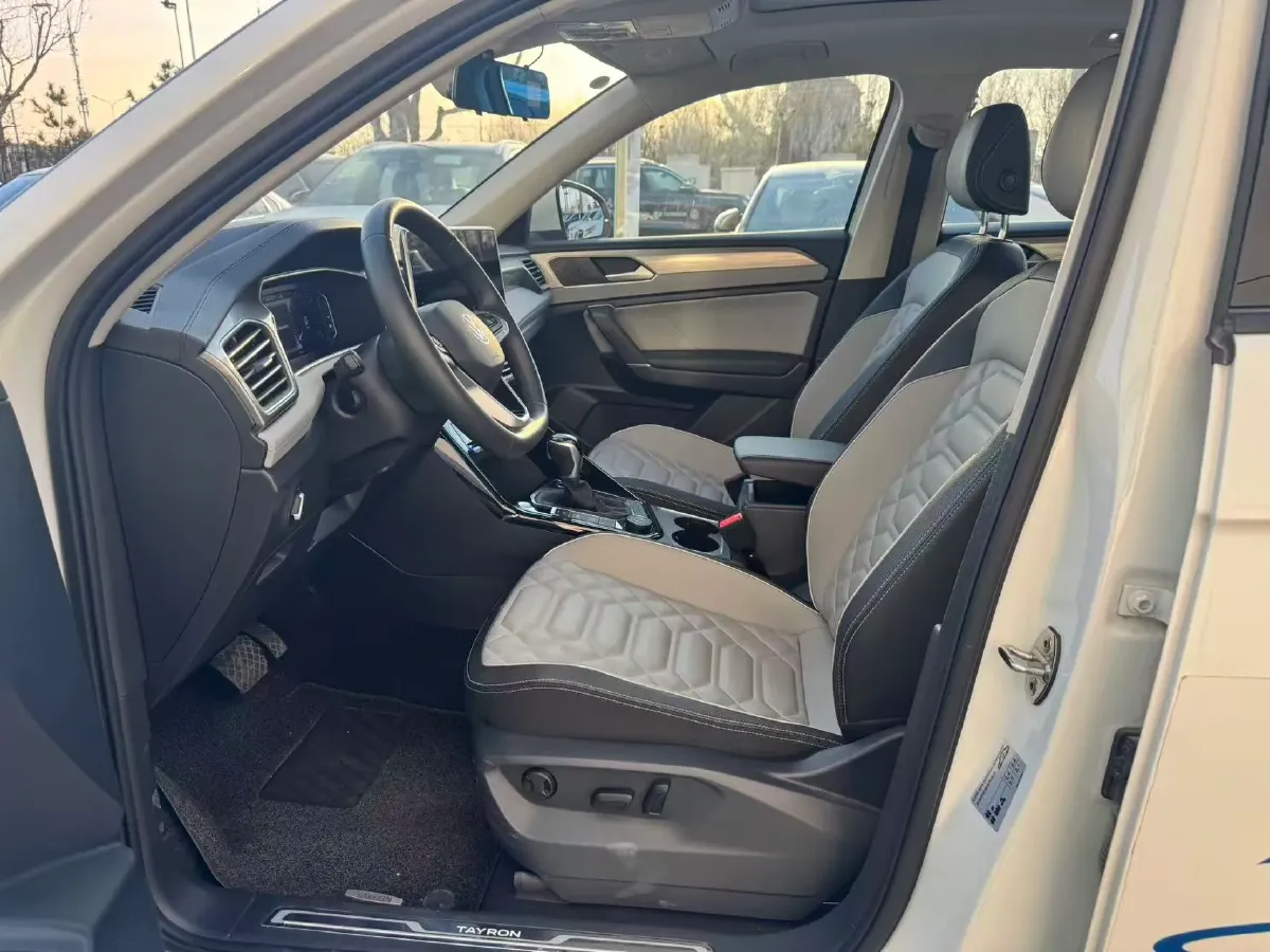 2023 Volkswagen Tayron 2.0T 220HP L4 7DCT,autocango,china used car exporter,china ev exporter,chinese used car exporter,chinese used ev exporter