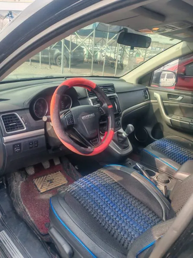 2019 Haval M6 1.5T 150HP L4 6MT,autocango,china used car exporter,china ev exporter,chinese used car exporter,chinese used ev exporter