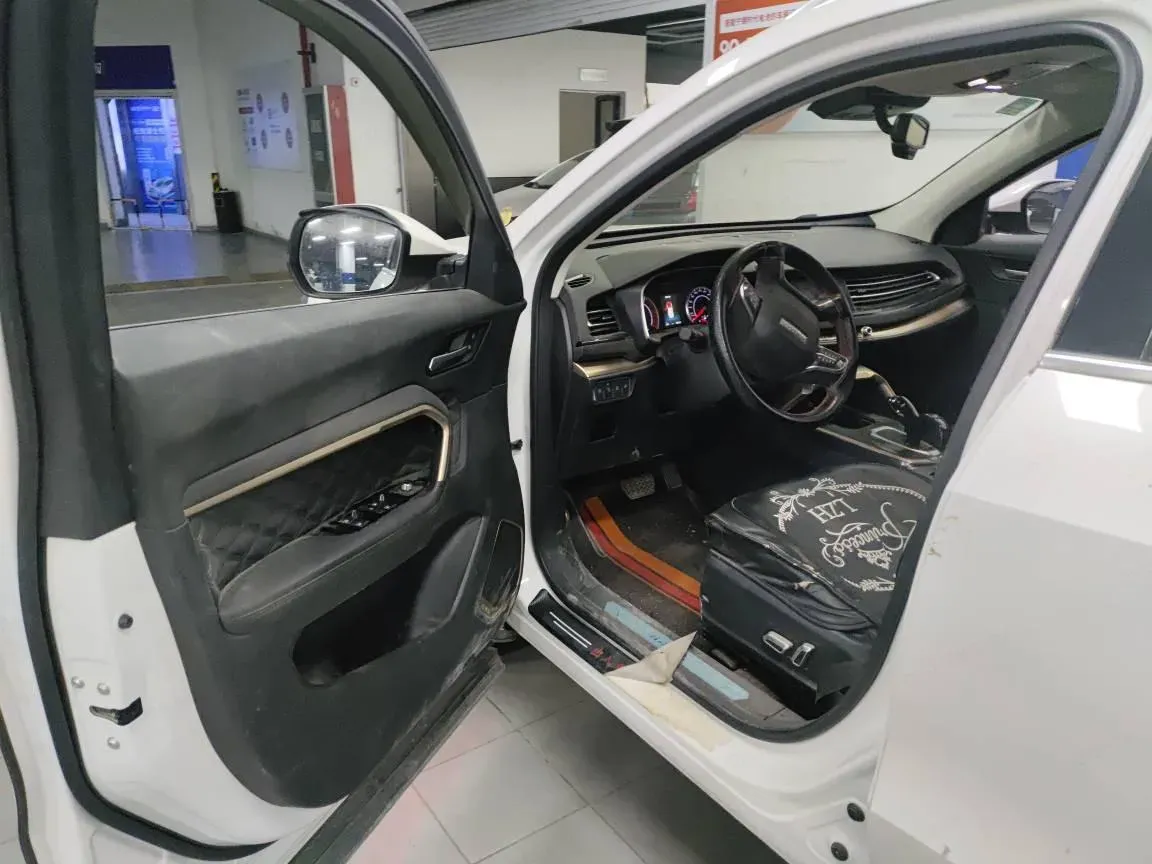 2020 Haval H6 1.5T 169HP L4 7DCT,autocango,china used car exporter,china ev exporter,chinese used car exporter,chinese used ev exporter