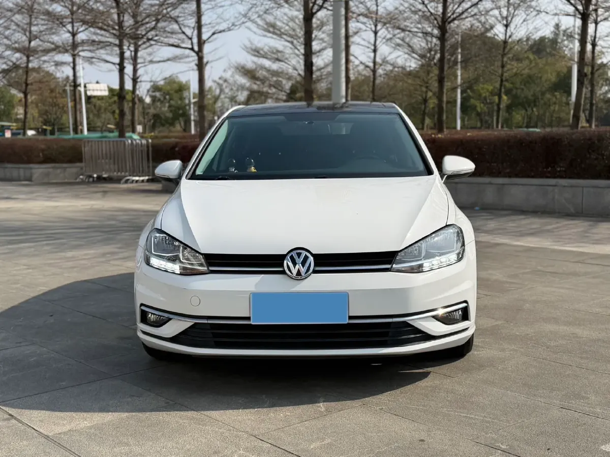 2018 Volkswagen Golf 1.4T 131HP L4 7DCT,autocango,china used car exporter,china ev exporter,chinese used car exporter,chinese used ev exporter