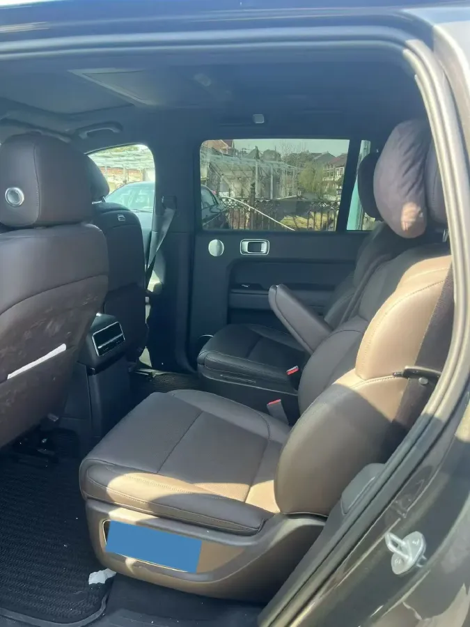 2022 Li L9 Range Extended 154HP REEV 42.6KWH,autocango,china used car exporter,china ev exporter,chinese used car exporter,chinese used ev exporter