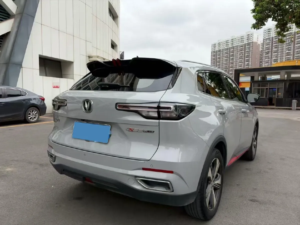 2022 ChangAn Oshan X7 Plus 1.5T 188HP L4 7DCT,autocango,china used car exporter,china ev exporter,chinese used car exporter,chinese used ev exporter