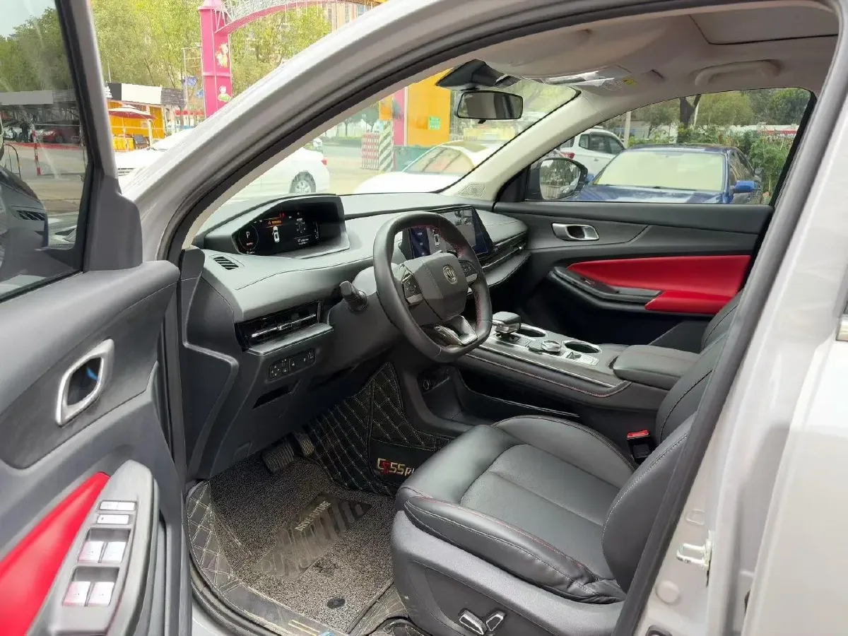 2022 ChangAn Oshan X7 Plus 1.5T 188HP L4 7DCT,autocango,china used car exporter,china ev exporter,chinese used car exporter,chinese used ev exporter