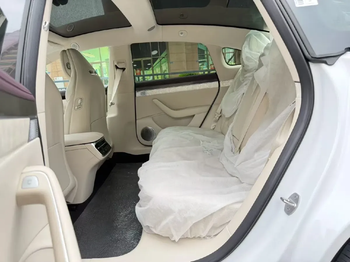 2026 Luxeed S7 BEV,autocango,china used car exporter,china ev exporter,chinese used car exporter,chinese used ev exporter