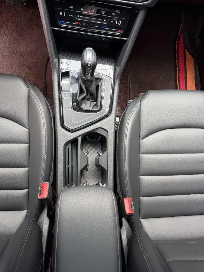 2021 Volkswagen Tharu 1.4T 150HP L4 7DCT,autocango,china used car exporter,china ev exporter,chinese used car exporter,chinese used ev exporter