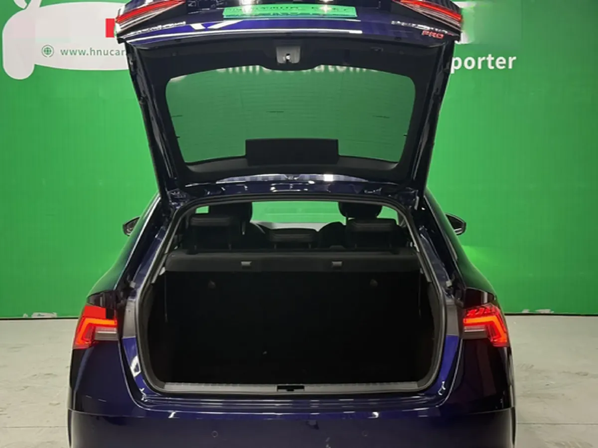 2021 Skoda Octavia 1.4T 150HP L4 7DCT,autocango,china used car exporter,china ev exporter,chinese used car exporter,chinese used ev exporter