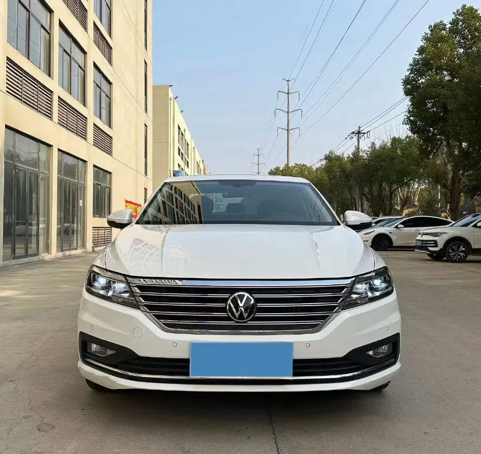 2022 Volkswagen T-Roc 1.4T 150HP L4 7DCT,autocango,china used car exporter,china ev exporter,chinese used car exporter,chinese used ev exporter
