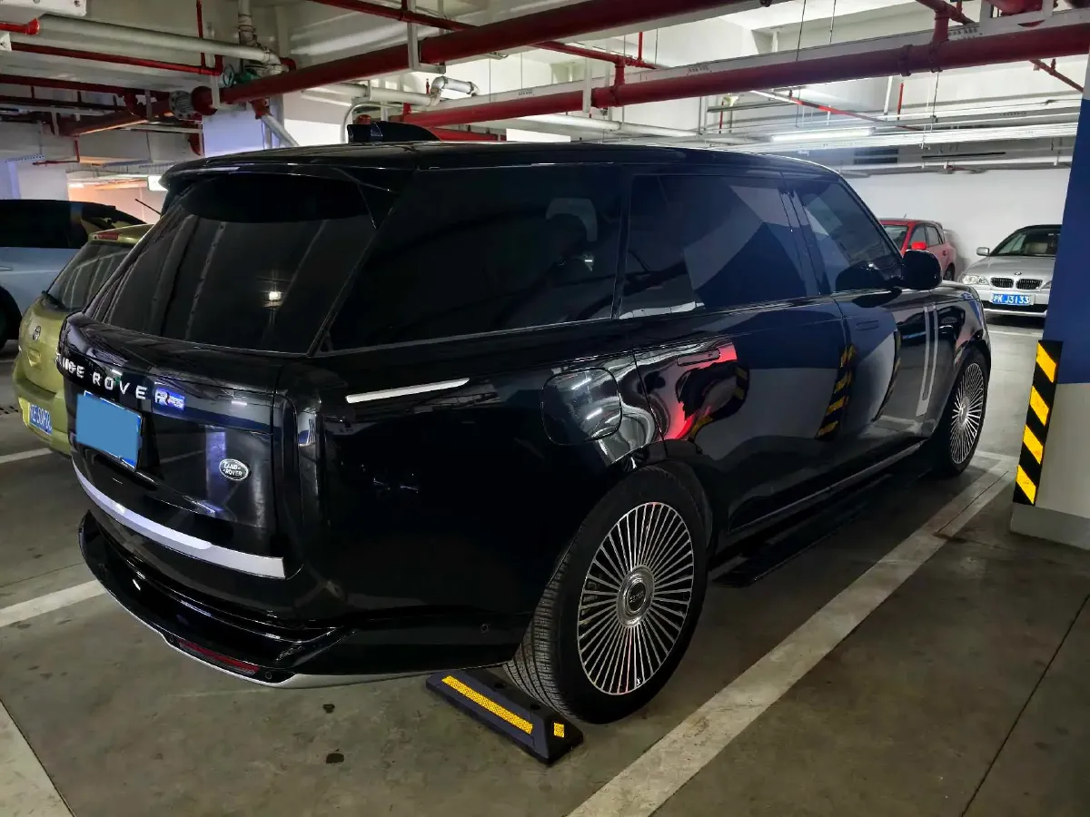 2024 Land Rover Range Rover 3.0T 400HP L6 8AT,autocango,china used car exporter,china ev exporter,chinese used car exporter,chinese used ev exporter