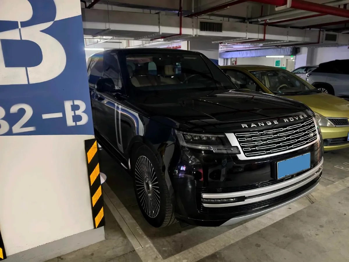 2024 Land Rover Range Rover 3.0T 400HP L6 8AT,autocango,china used car exporter,china ev exporter,chinese used car exporter,chinese used ev exporter
