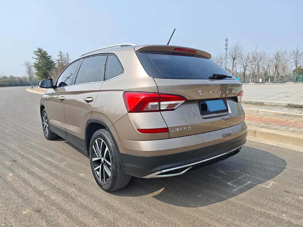 2022 Skoda Kamiq 1.5L 112HP L4 6AT,autocango,china used car exporter,china ev exporter,chinese used car exporter,chinese used ev exporter