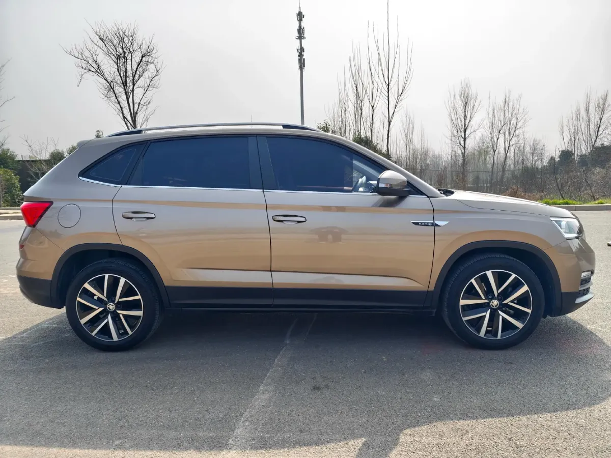 2022 Skoda Kamiq 1.5L 112HP L4 6AT,autocango,china used car exporter,china ev exporter,chinese used car exporter,chinese used ev exporter