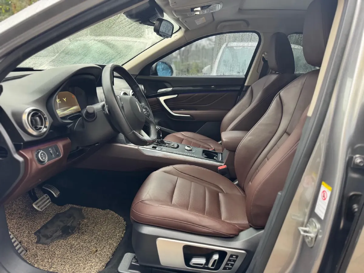 2017 WEY VV7 2.0T 234HP L4 7DCT,autocango,china used car exporter,china ev exporter,chinese used car exporter,chinese used ev exporter