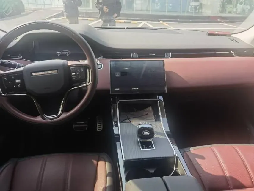 2024 Land Rover Range Rover Evoque 2.0T 249HP L4 9AT,autocango,china used car exporter,china ev exporter,chinese used car exporter,chinese used ev exporter