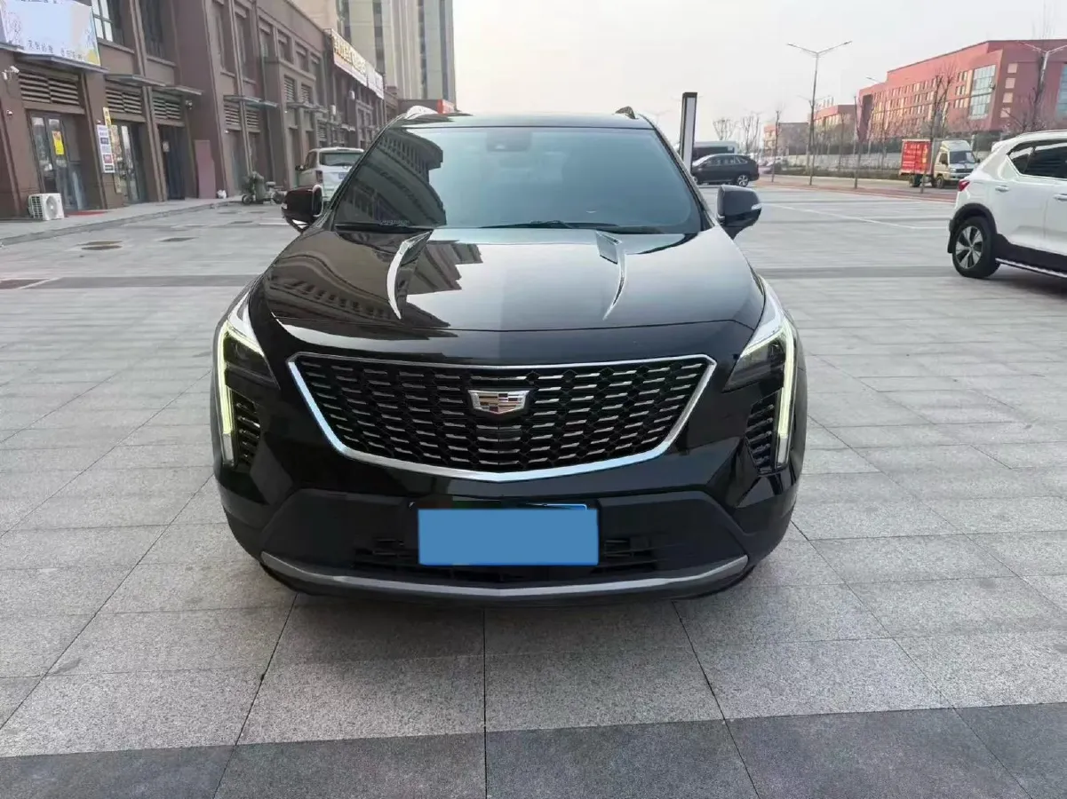 2022 Cadillac XT4 2.0T 237HP L4 9AT,autocango,china used car exporter,china ev exporter,chinese used car exporter,chinese used ev exporter