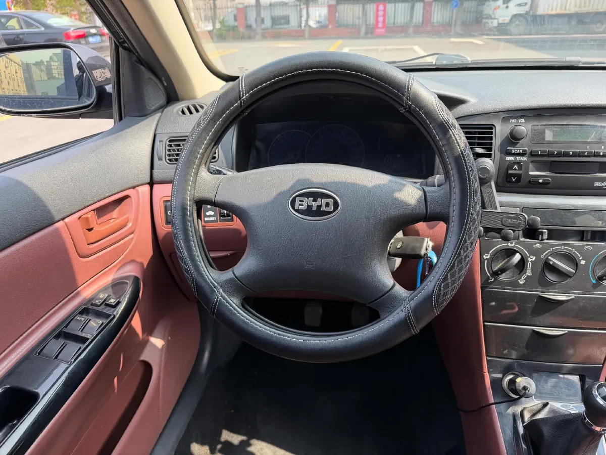 2018 BYD F3 1.5L 109HP L4 5MT,autocango,china used car exporter,china ev exporter,chinese used car exporter,chinese used ev exporter