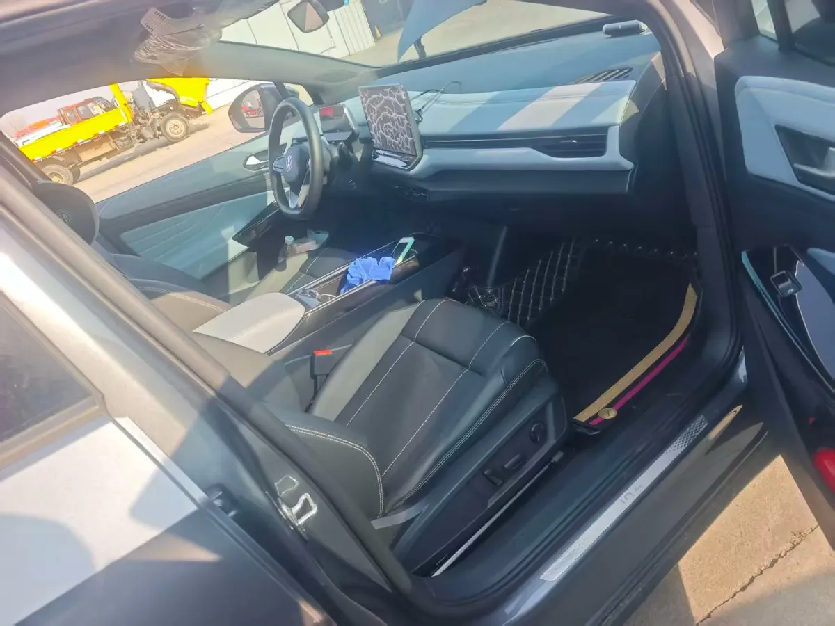 2025 Volkswagen ID.4 X BEV 52.8KWH,autocango,china used car exporter,china ev exporter,chinese used car exporter,chinese used ev exporter