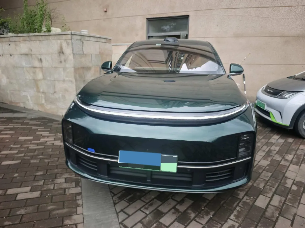 2023 Li L7 Range Extended 154HP REEV 40.9KWH,autocango,china used car exporter,china ev exporter,chinese used car exporter,chinese used ev exporter