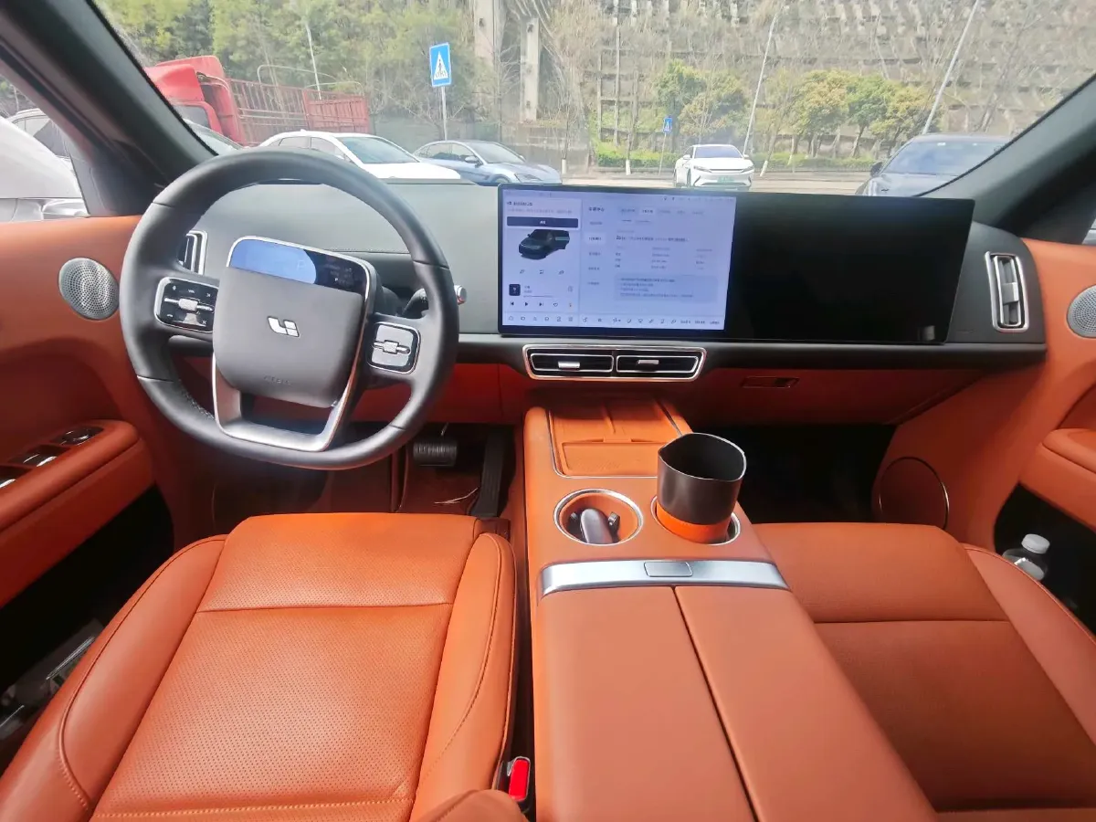 2023 Li L7 Range Extended 154HP REEV 40.9KWH,autocango,china used car exporter,china ev exporter,chinese used car exporter,chinese used ev exporter