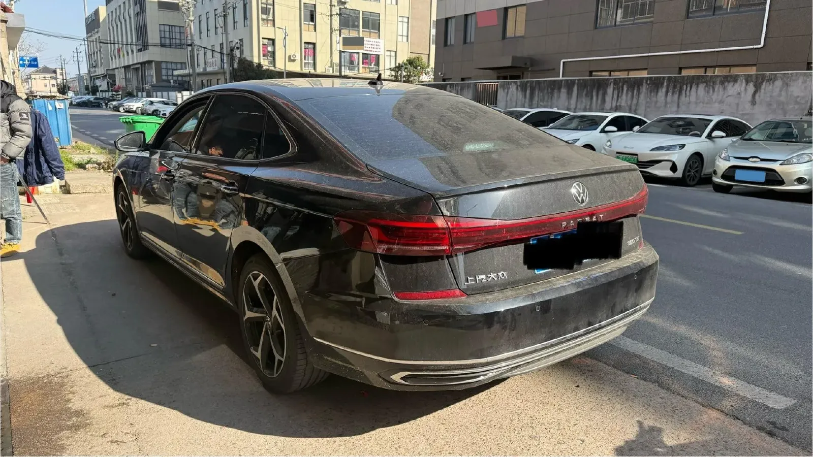 2025 Volkswagen Passat 2.0T 220HP L4 7DCT,autocango,china used car exporter,china ev exporter,chinese used car exporter,chinese used ev exporter