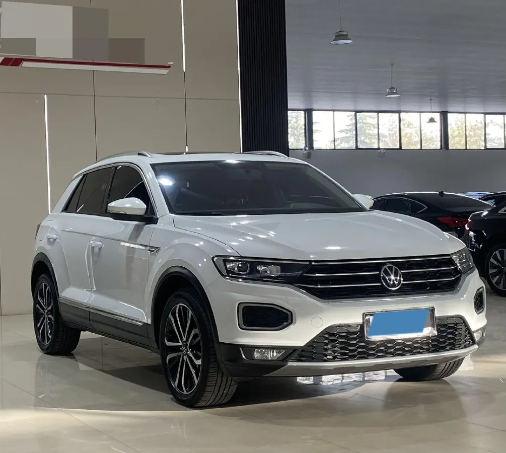 2021 Volkswagen T-Roc 1.4T 150HP L4 7DCT,autocango,china used car exporter,china ev exporter,chinese used car exporter,chinese used ev exporter