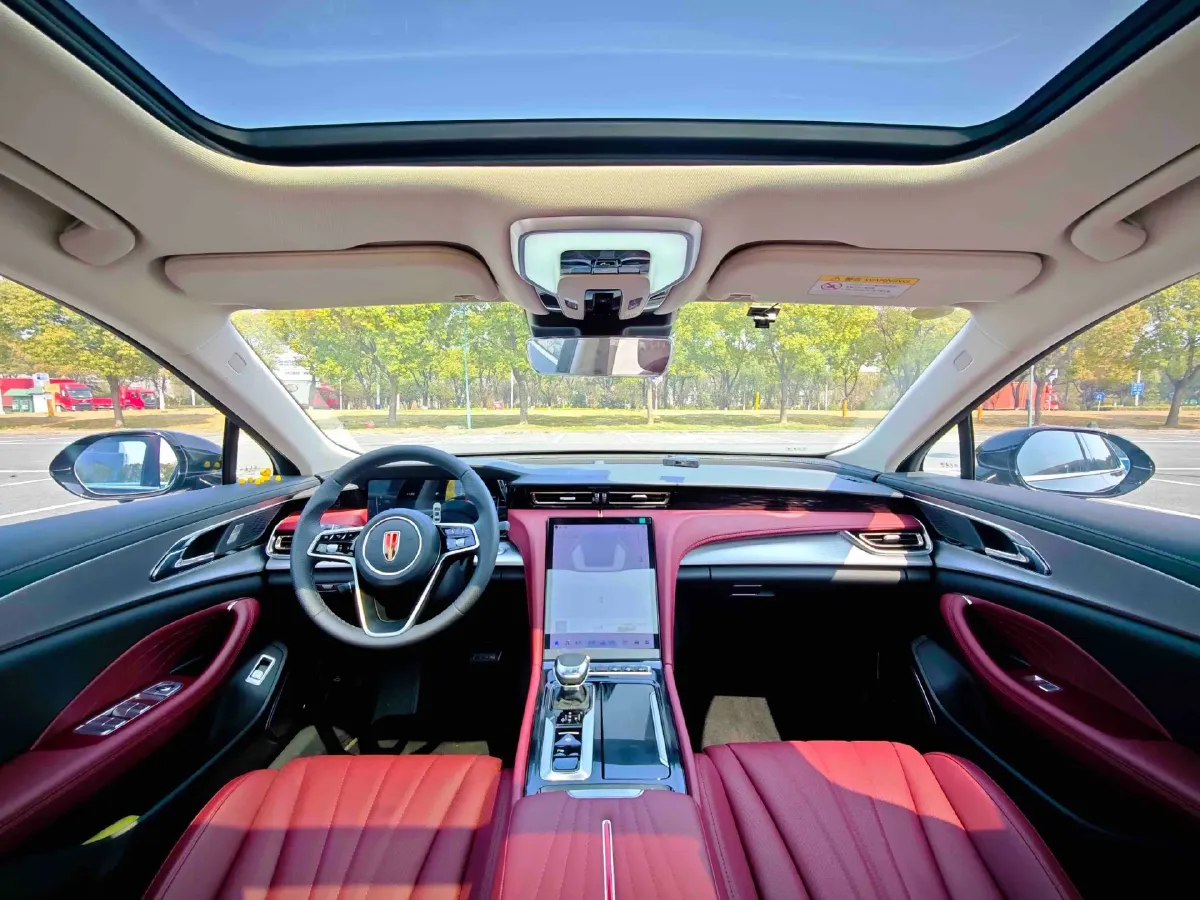 2024 HongQi H5 1.5T 169HP L4 7DCT,autocango,china used car exporter,china ev exporter,chinese used car exporter,chinese used ev exporter