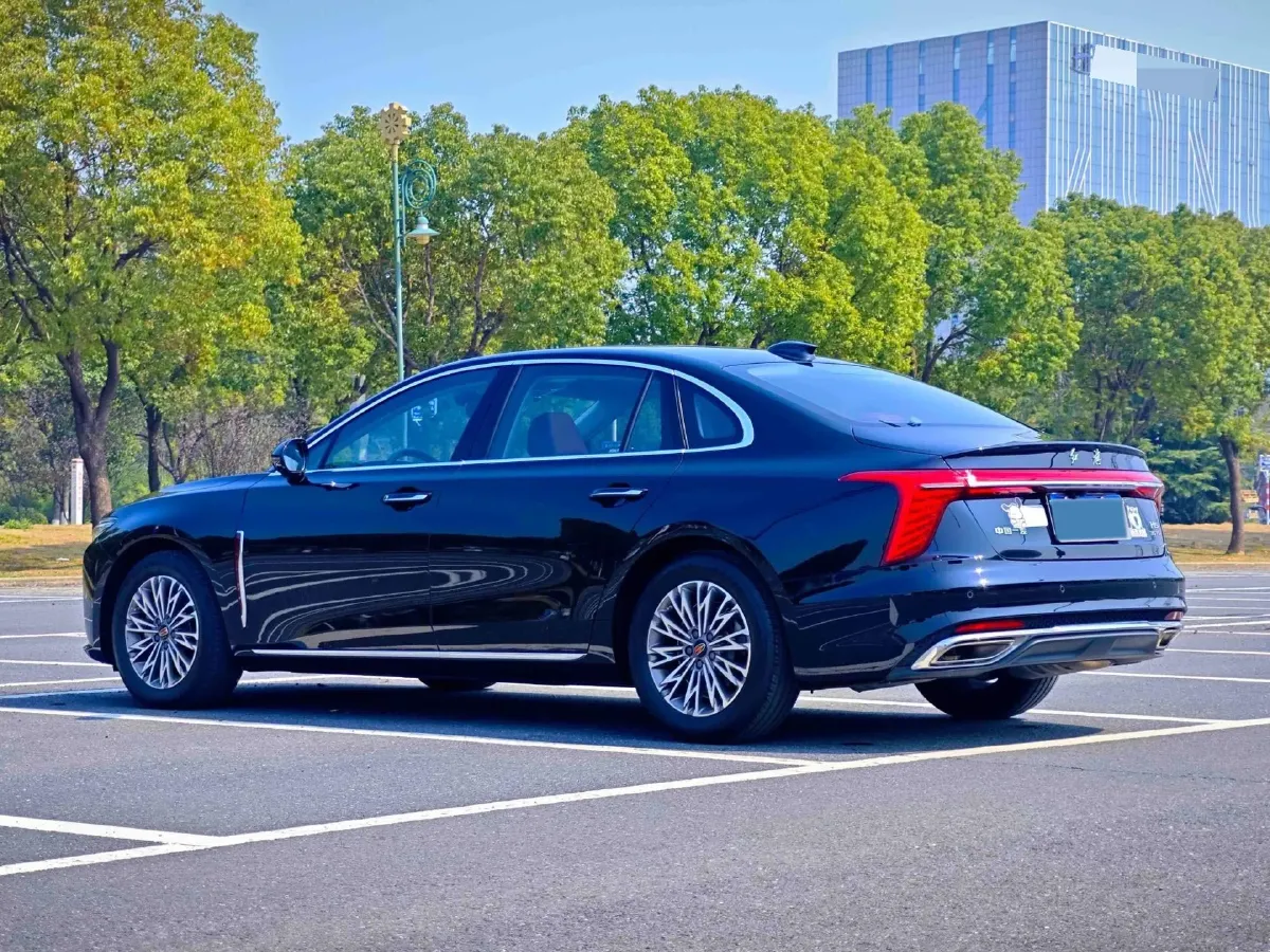 2024 HongQi H5 1.5T 169HP L4 7DCT,autocango,china used car exporter,china ev exporter,chinese used car exporter,chinese used ev exporter