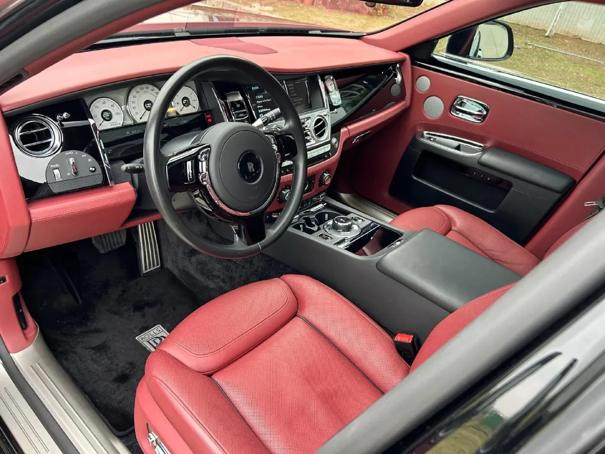 2015 Rolls-Royce Ghost 6.6T 571HP V12 8AT,autocango,china used car exporter,china ev exporter,chinese used car exporter,chinese used ev exporter