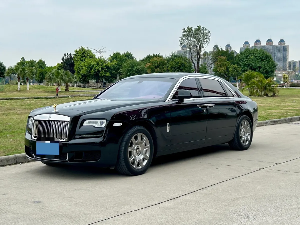2015 Rolls-Royce Ghost 6.6T 571HP V12 8AT,autocango,china used car exporter,china ev exporter,chinese used car exporter,chinese used ev exporter