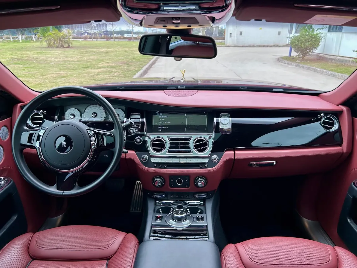 2015 Rolls-Royce Ghost 6.6T 571HP V12 8AT,autocango,china used car exporter,china ev exporter,chinese used car exporter,chinese used ev exporter