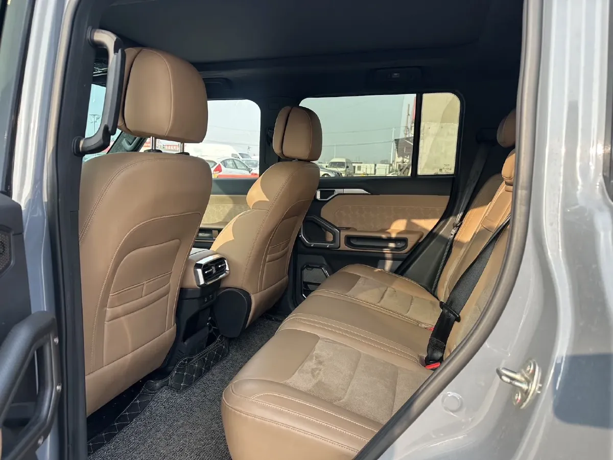 2023 Jetour Traveller 2.0T 254HP L4 7DCT,autocango,china used car exporter,china ev exporter,chinese used car exporter,chinese used ev exporter