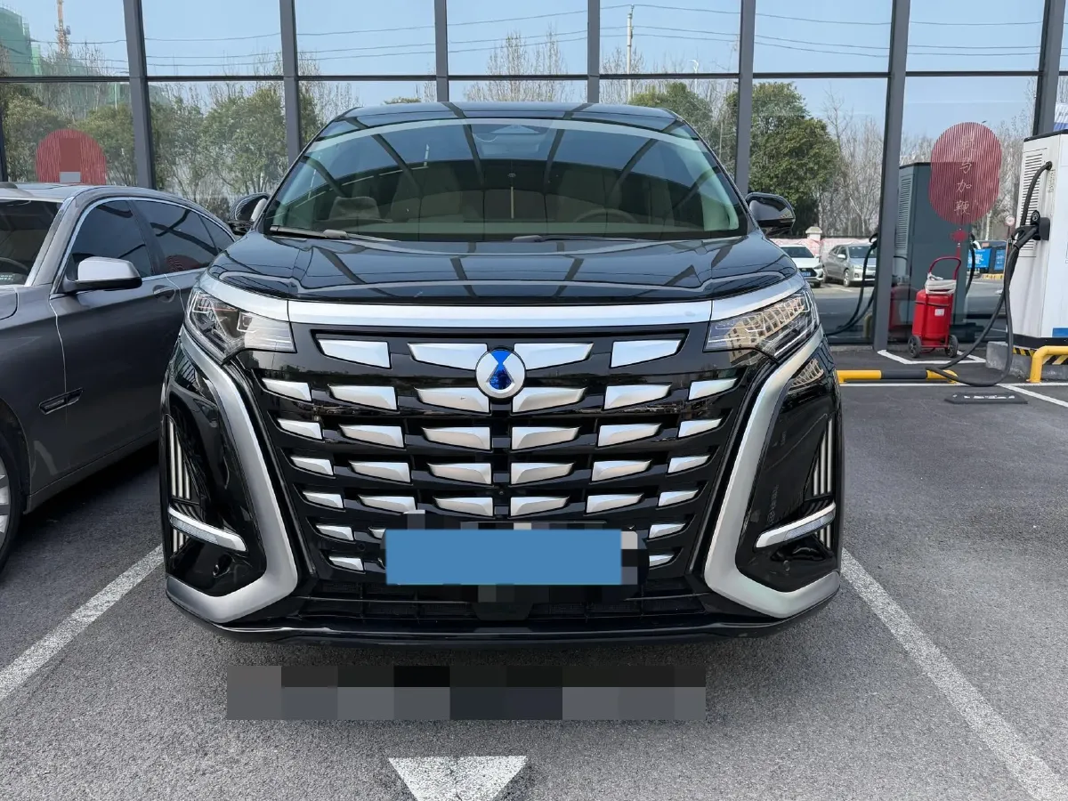 2022 HongQi HS7 3.0T 337HP V6 8AT,autocango,china used car exporter,china ev exporter,chinese used car exporter,chinese used ev exporter