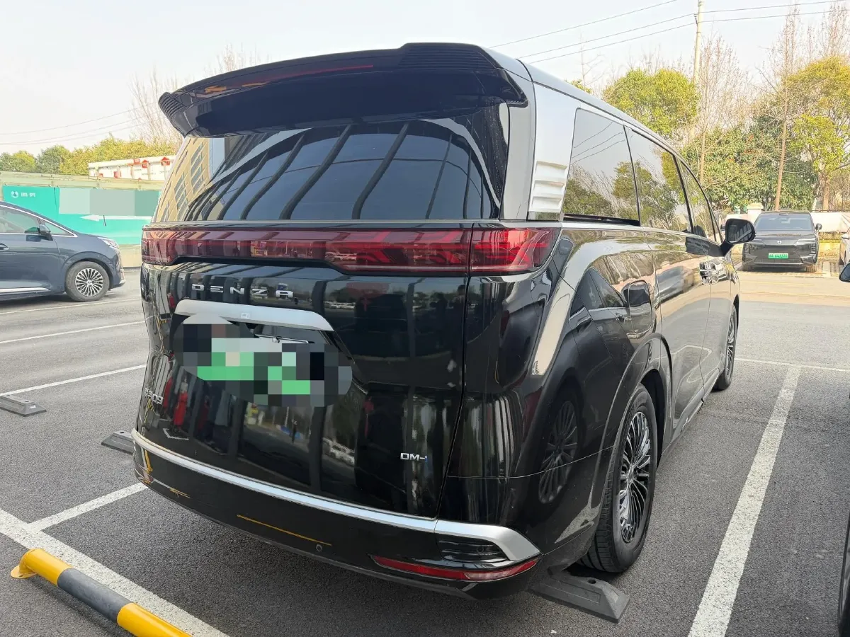 2022 HongQi HS7 3.0T 337HP V6 8AT,autocango,china used car exporter,china ev exporter,chinese used car exporter,chinese used ev exporter