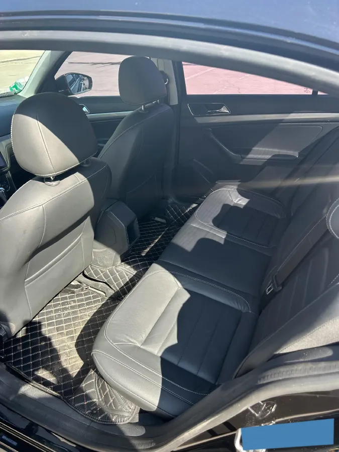 2017 Volkswagen Lavida 1.4T 131HP L4 7DCT,autocango,china used car exporter,china ev exporter,chinese used car exporter,chinese used ev exporter