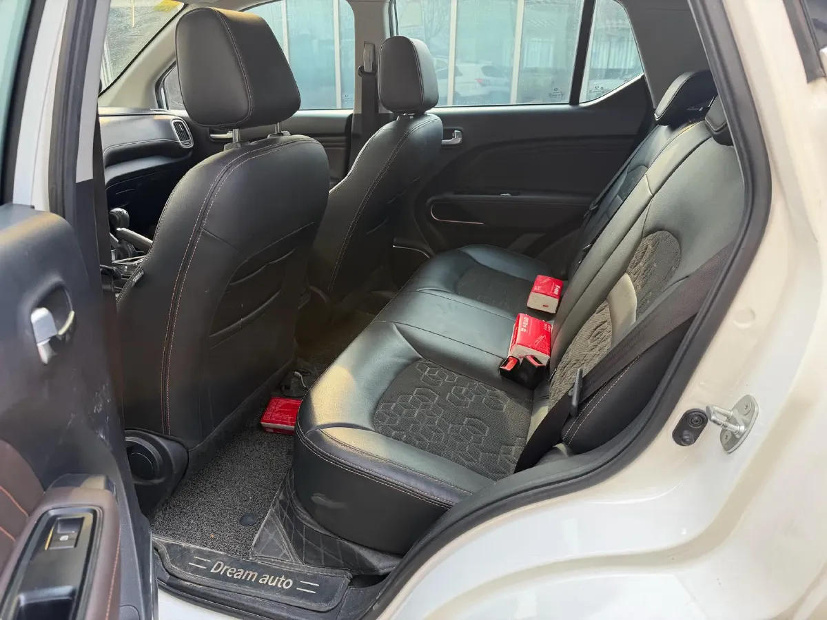 2019 GAC Trumpchi GS3 1.5T 163HP L3 6MT,autocango,china used car exporter,china ev exporter,chinese used car exporter,chinese used ev exporter