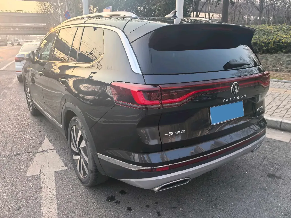 2021 Volkswagen Talagon 2.0T 220HP L4 7DCT,autocango,china used car exporter,china ev exporter,chinese used car exporter,chinese used ev exporter