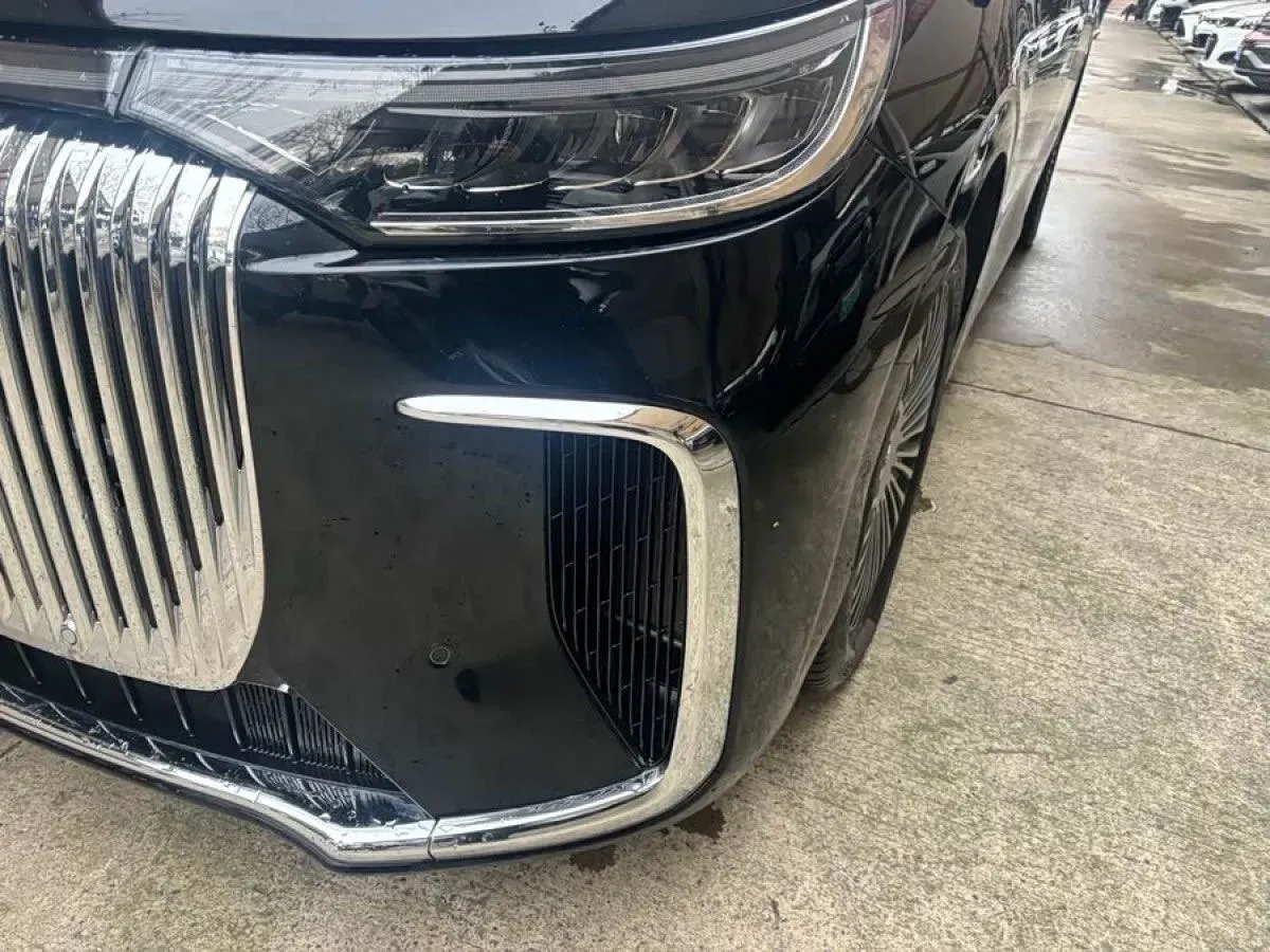 2025 Voyah Dream 1.5T 150HP L4 PHEV 41.7KWH,autocango,china used car exporter,china ev exporter,chinese used car exporter,chinese used ev exporter