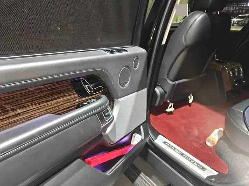 2018 Land Rover Range Rover 3.0T 381HP V6 8AT,autocango,china used car exporter,china ev exporter,chinese used car exporter,chinese used ev exporter