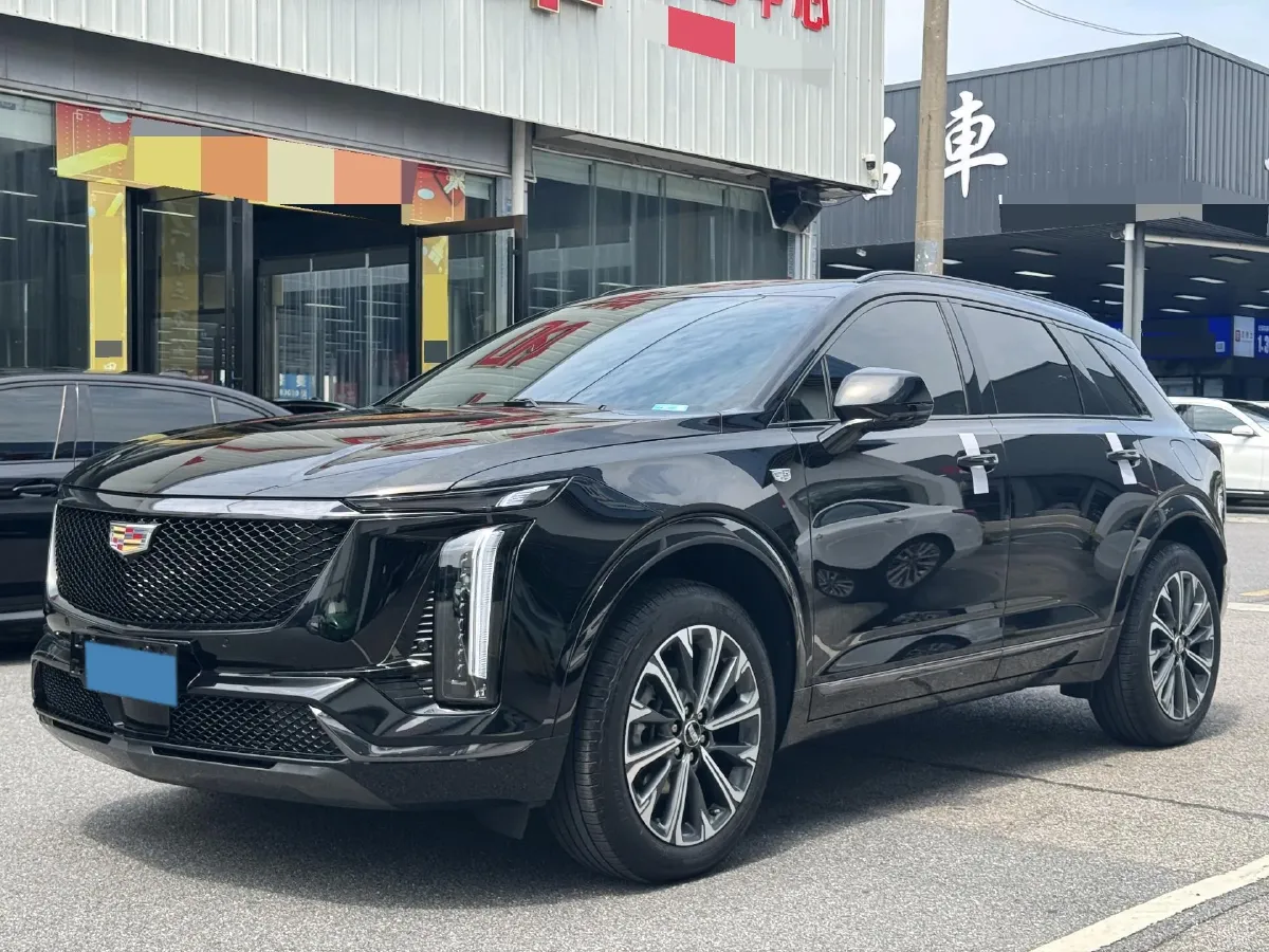 2025 Cadillac XT5 2.0T 237HP L4 9AT,autocango,china used car exporter,china ev exporter,chinese used car exporter,chinese used ev exporter
