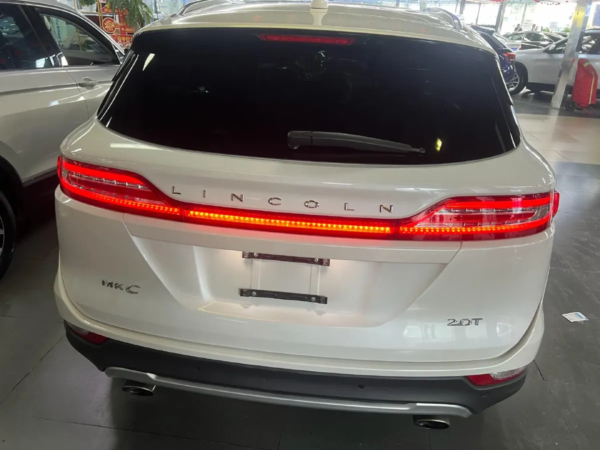 2017 Lincoln MKC 2.0T 203HP L4 6AT,autocango,china used car exporter,china ev exporter,chinese used car exporter,chinese used ev exporter