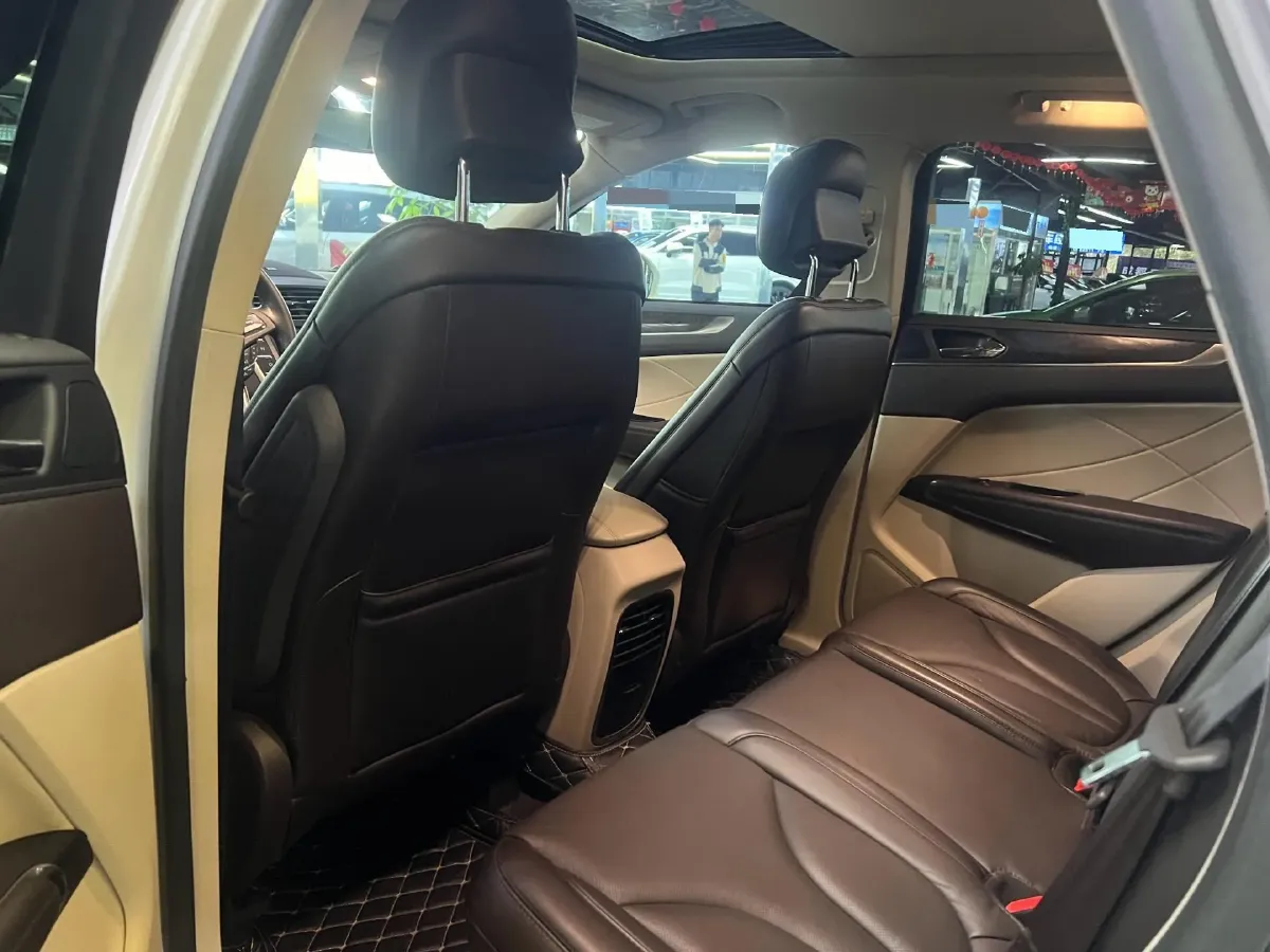 2017 Lincoln MKC 2.0T 203HP L4 6AT,autocango,china used car exporter,china ev exporter,chinese used car exporter,chinese used ev exporter