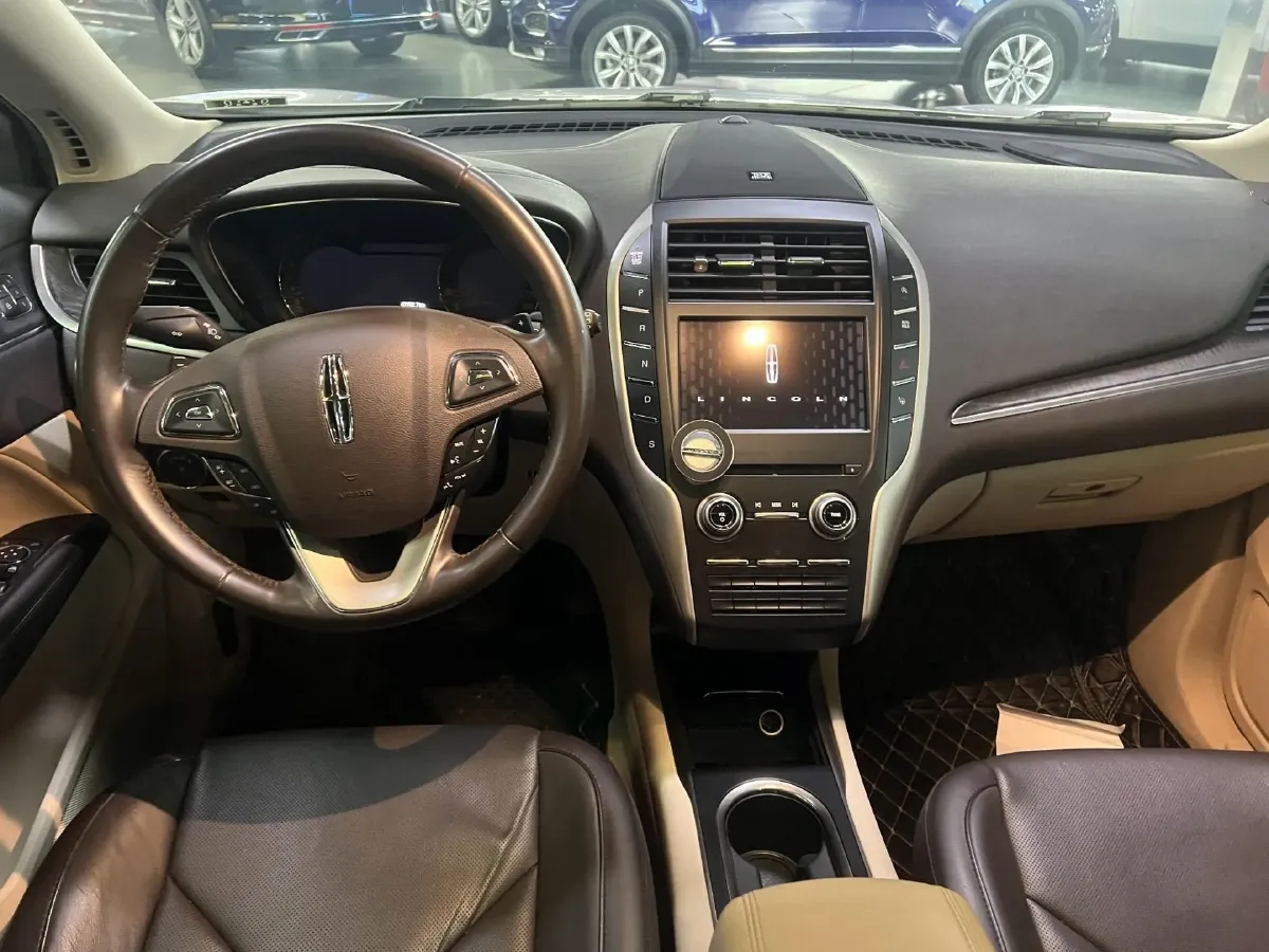 2017 Lincoln MKC 2.0T 203HP L4 6AT,autocango,china used car exporter,china ev exporter,chinese used car exporter,chinese used ev exporter