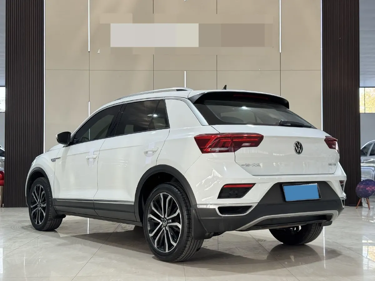 2022 Volkswagen T-Roc 1.4T 150HP L4 7DCT,autocango,china used car exporter,china ev exporter,chinese used car exporter,chinese used ev exporter