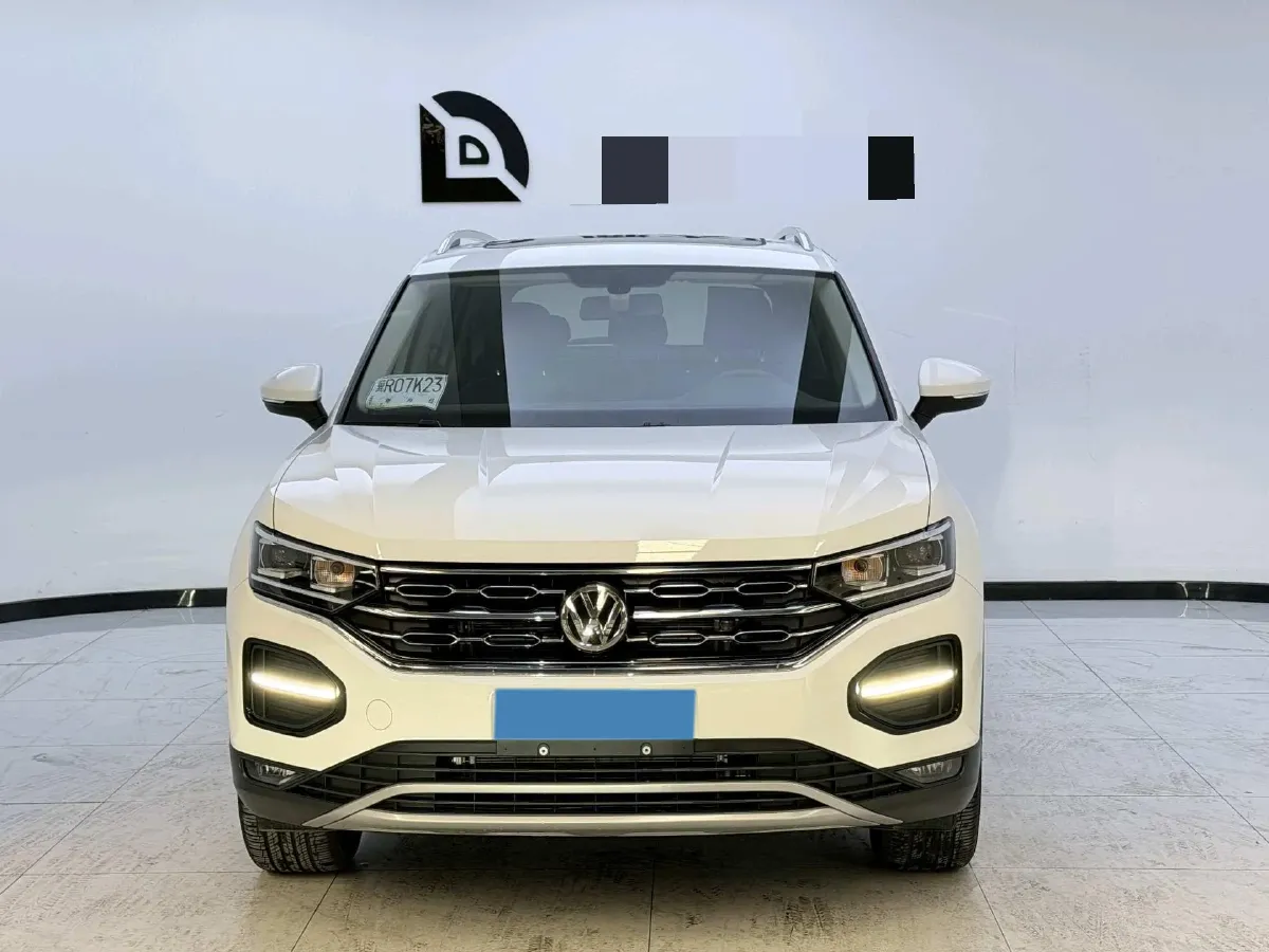 2019 Jeep Cherokee 2.0T 234HP L4 9AT,autocango,china used car exporter,china ev exporter,chinese used car exporter,chinese used ev exporter