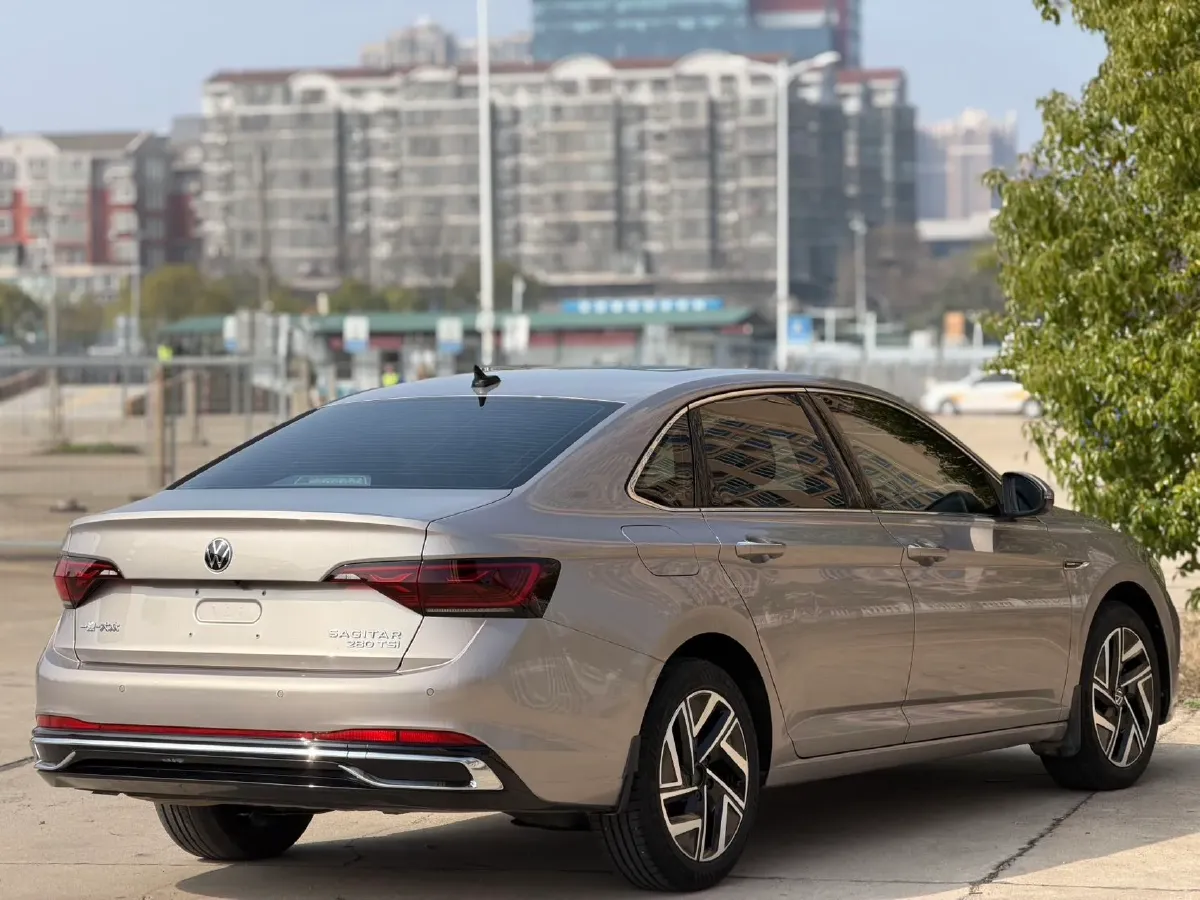 2023 Volkswagen Sagitar 1.4T 150HP L4 7DCT,autocango,china used car exporter,china ev exporter,chinese used car exporter,chinese used ev exporter