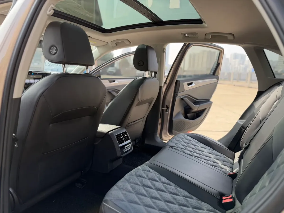 2023 Volkswagen Sagitar 1.4T 150HP L4 7DCT,autocango,china used car exporter,china ev exporter,chinese used car exporter,chinese used ev exporter