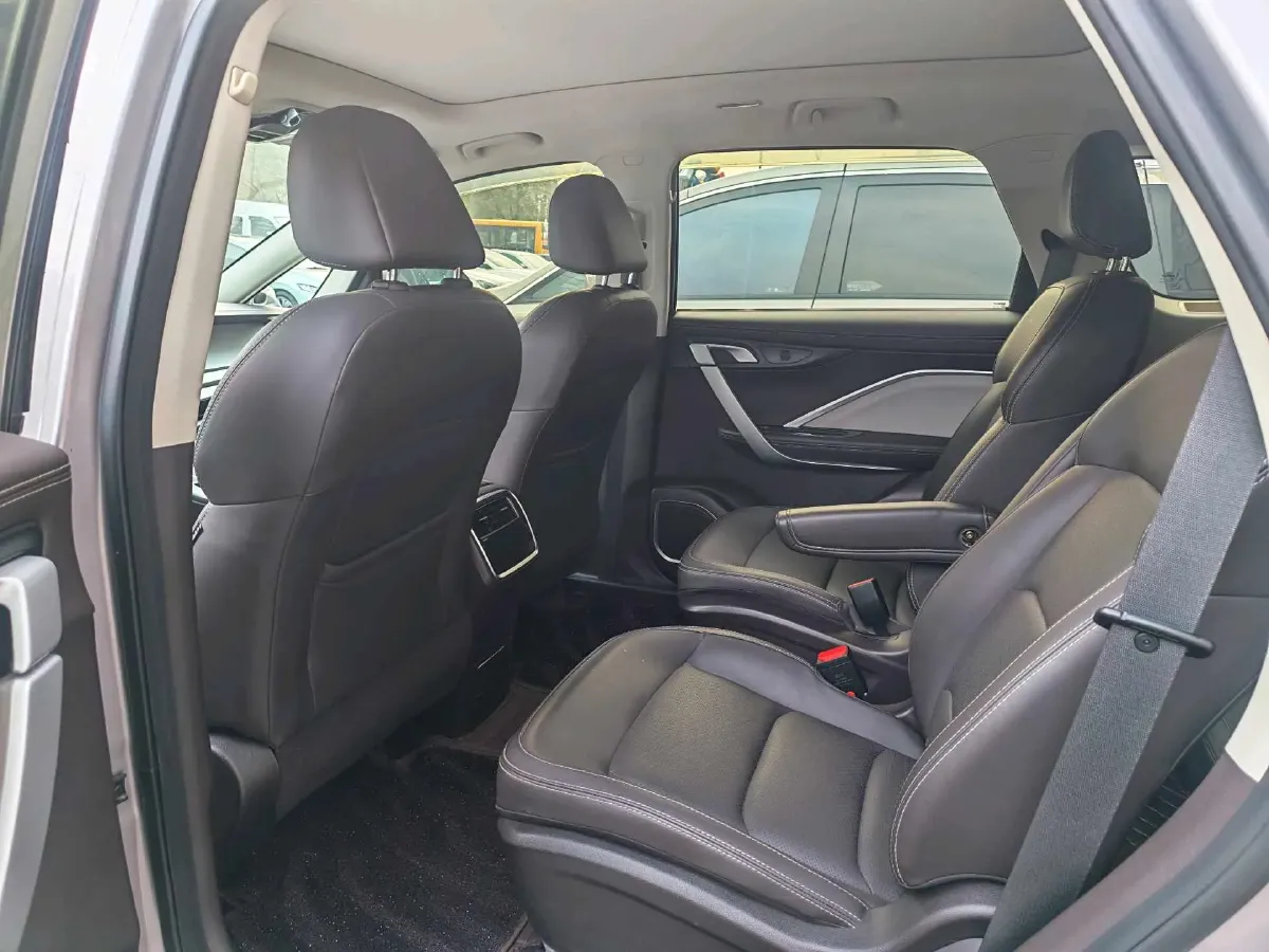 2021 Geely JiaJi 1.8T 184HP L4 7DCT,autocango,china used car exporter,china ev exporter,chinese used car exporter,chinese used ev exporter