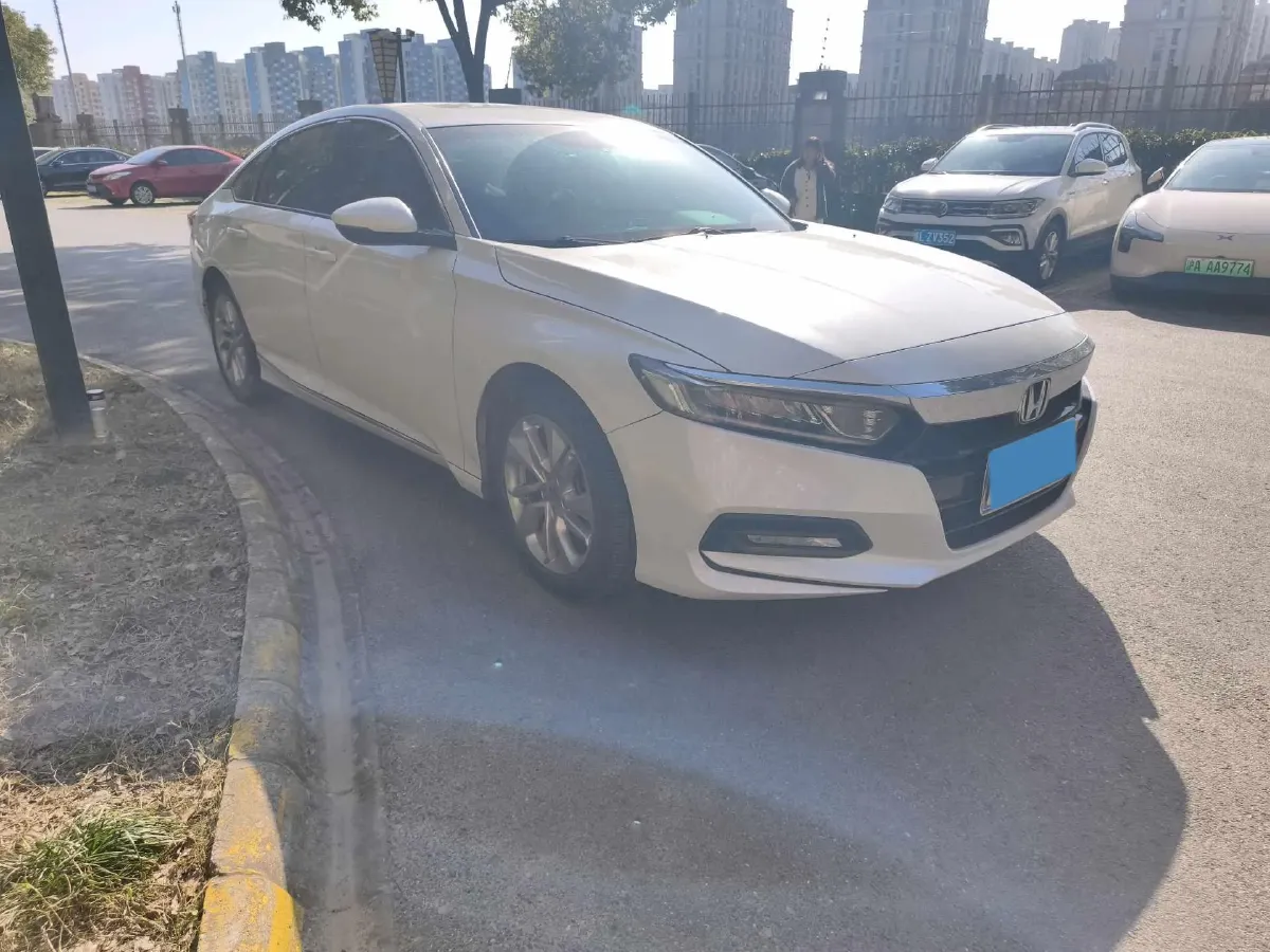 2018 Honda Accord 1.5T 194HP L4 CVT,autocango,china used car exporter,china ev exporter,chinese used car exporter,chinese used ev exporter