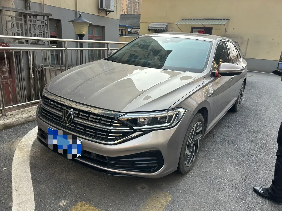 2024 Volkswagen Sagitar 1.5T 160HP L4 7DCT,autocango,china used car exporter,china ev exporter,chinese used car exporter,chinese used ev exporter