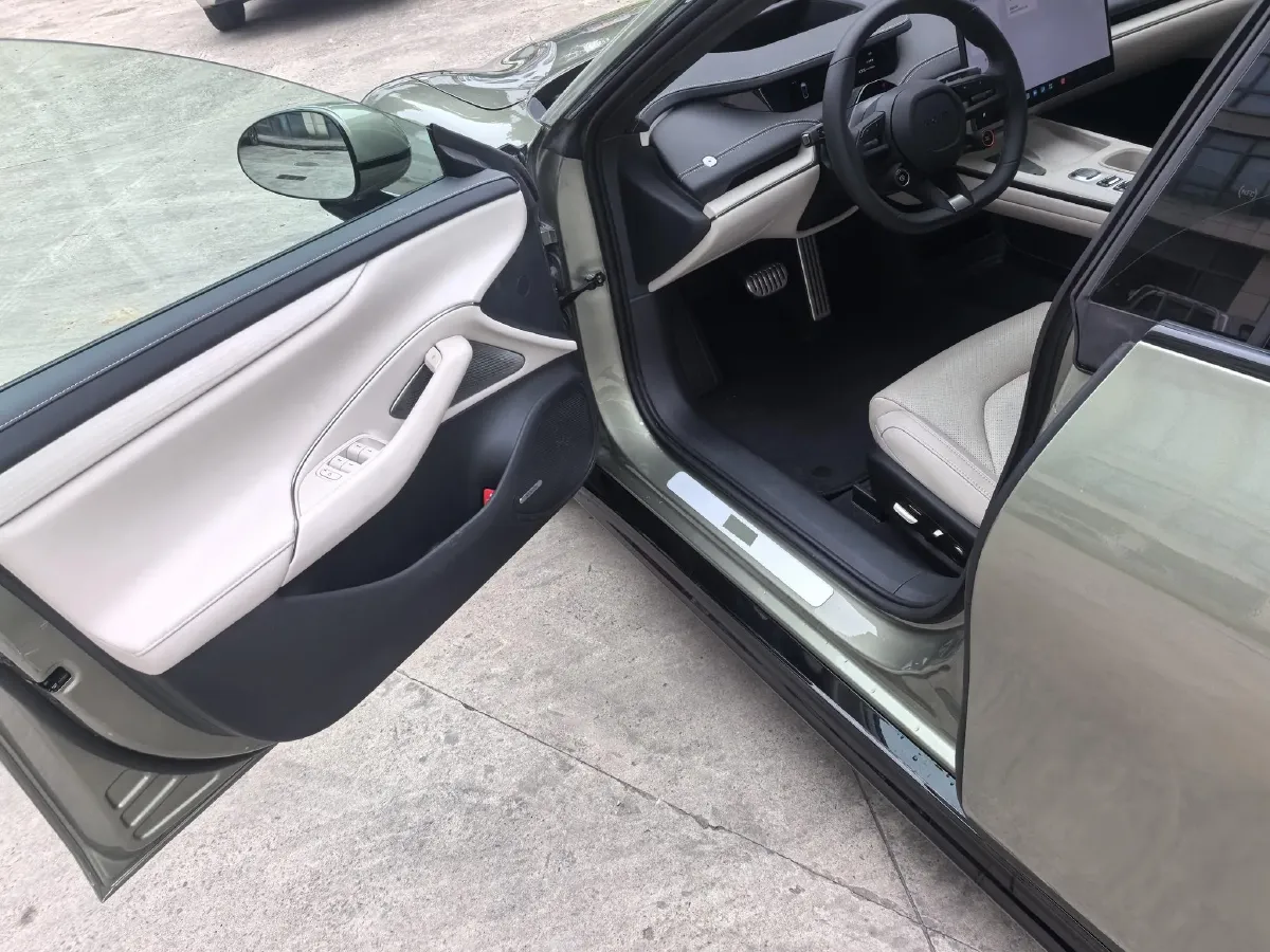 2024 MI SU7 BEV 101KWH,autocango,china used car exporter,china ev exporter,chinese used car exporter,chinese used ev exporter