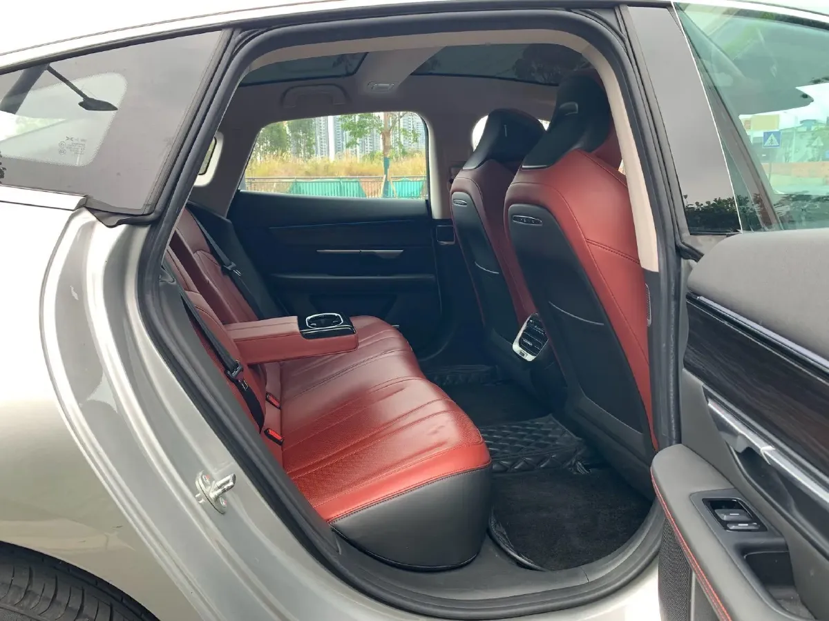 2021 Xpeng P7 BEV 60.2KWH,autocango,china used car exporter,china ev exporter,chinese used car exporter,chinese used ev exporter